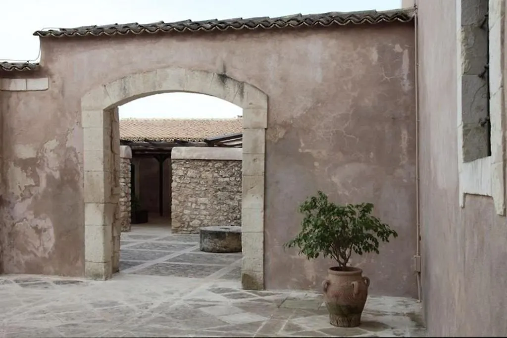 Country house Eremo Madonna Delle Grazie Guest House Avola