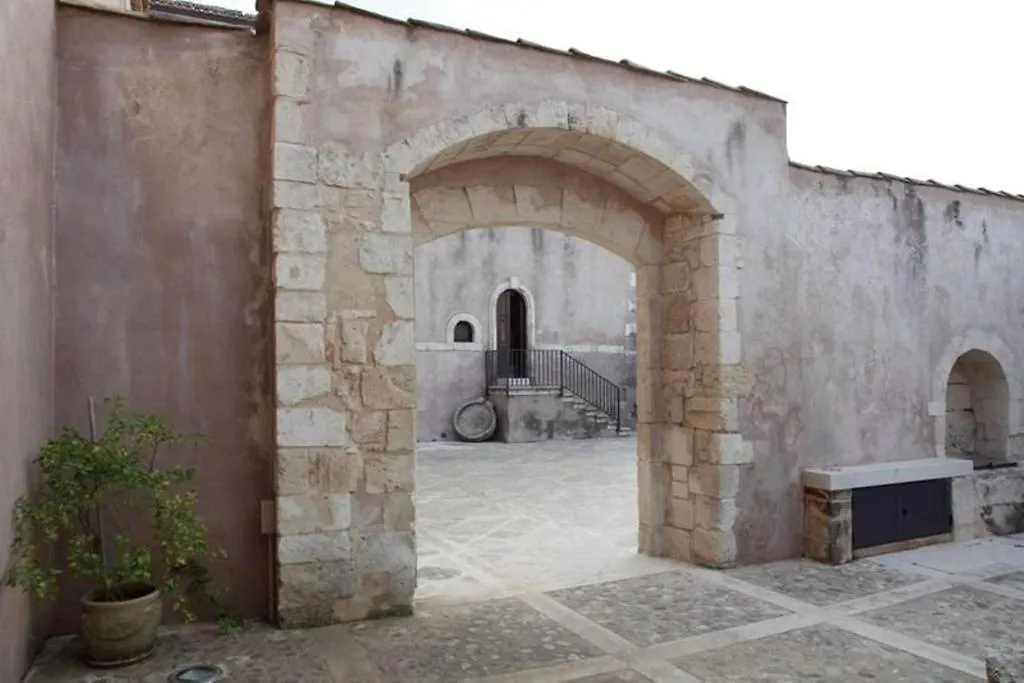 Country house Eremo Madonna Delle Grazie Guest House Avola